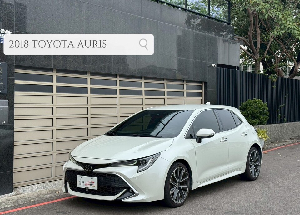 2018 TOYOTA  AURIS